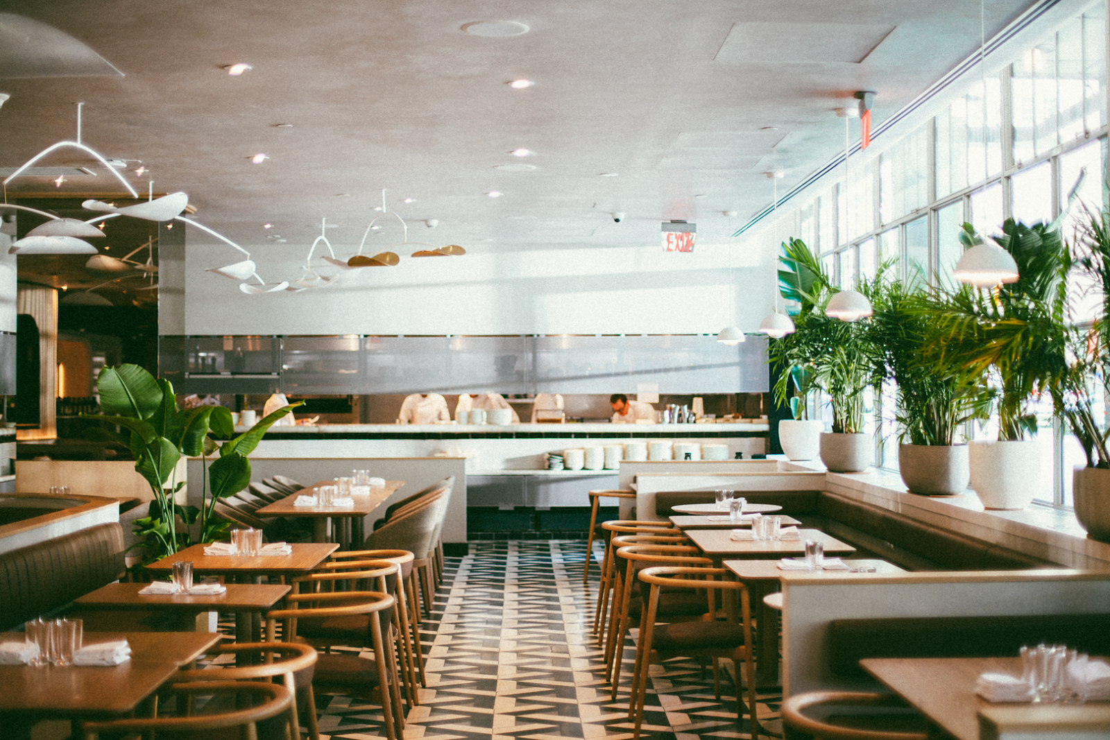 Alobar Downtown Toronto | Lounge Bar